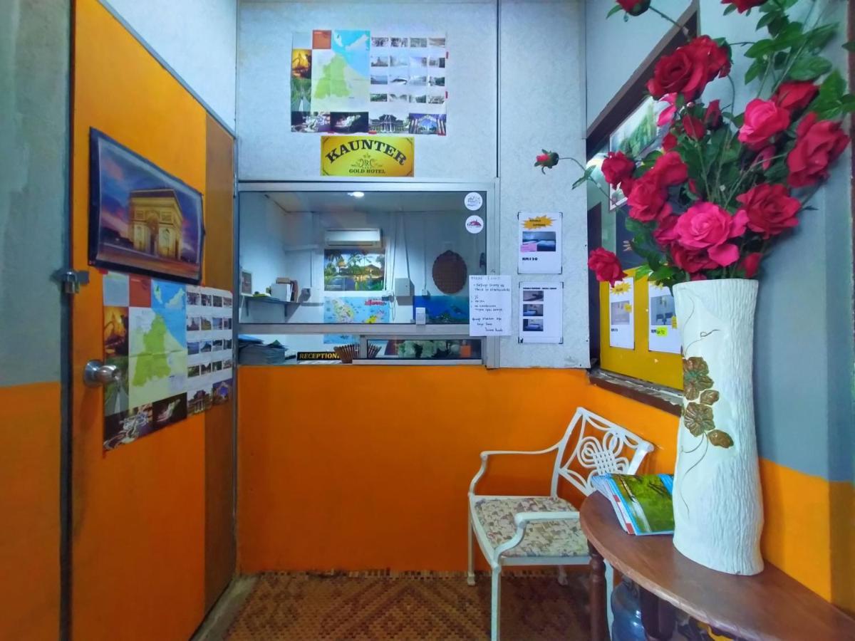 Spot On 89994 Rz Gold Hotel Kuala Kerai Esterno foto
