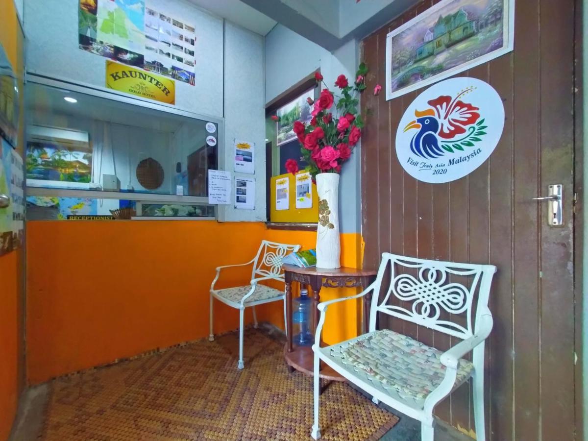 Spot On 89994 Rz Gold Hotel Kuala Kerai Esterno foto
