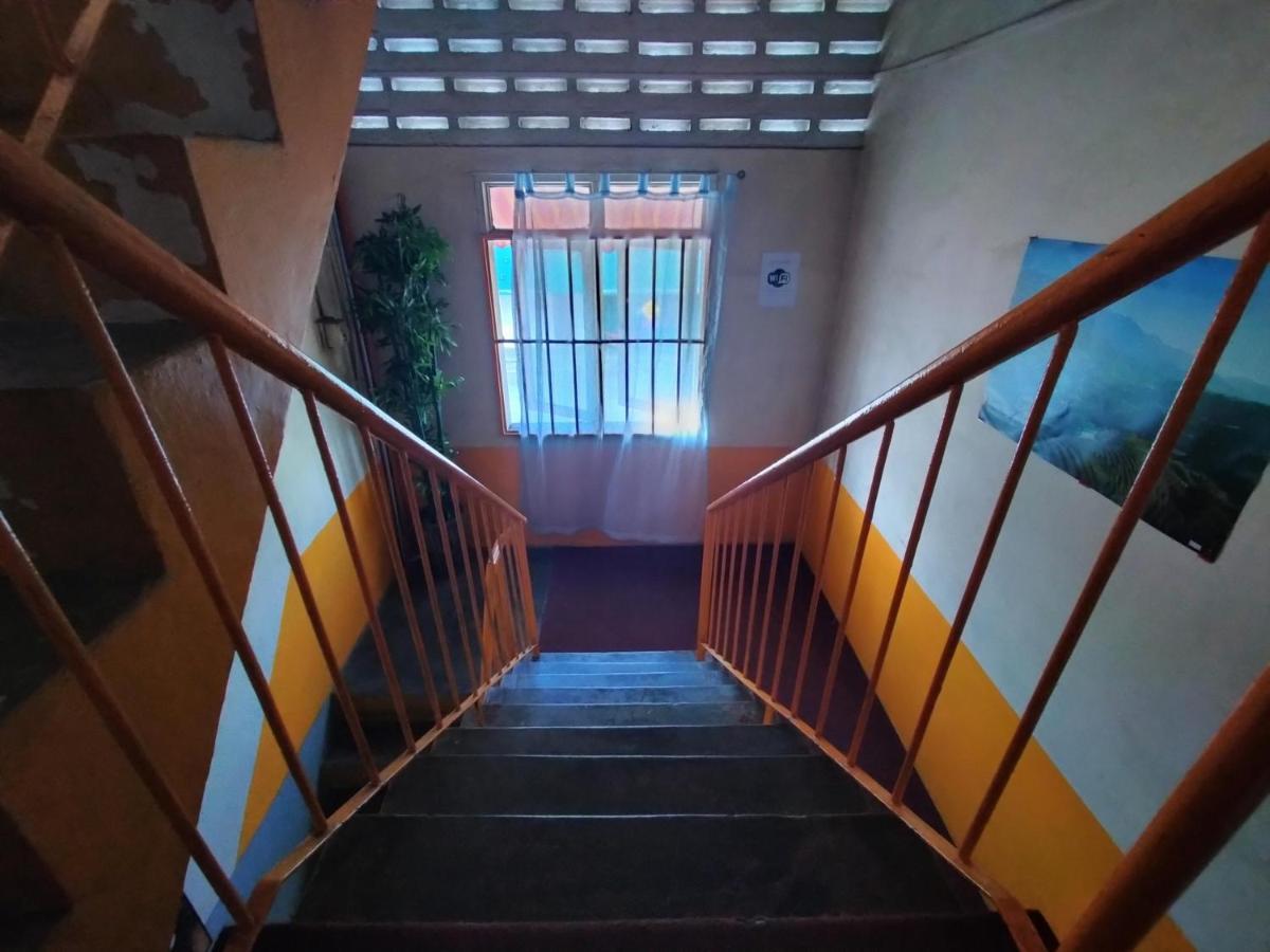 Spot On 89994 Rz Gold Hotel Kuala Kerai Esterno foto